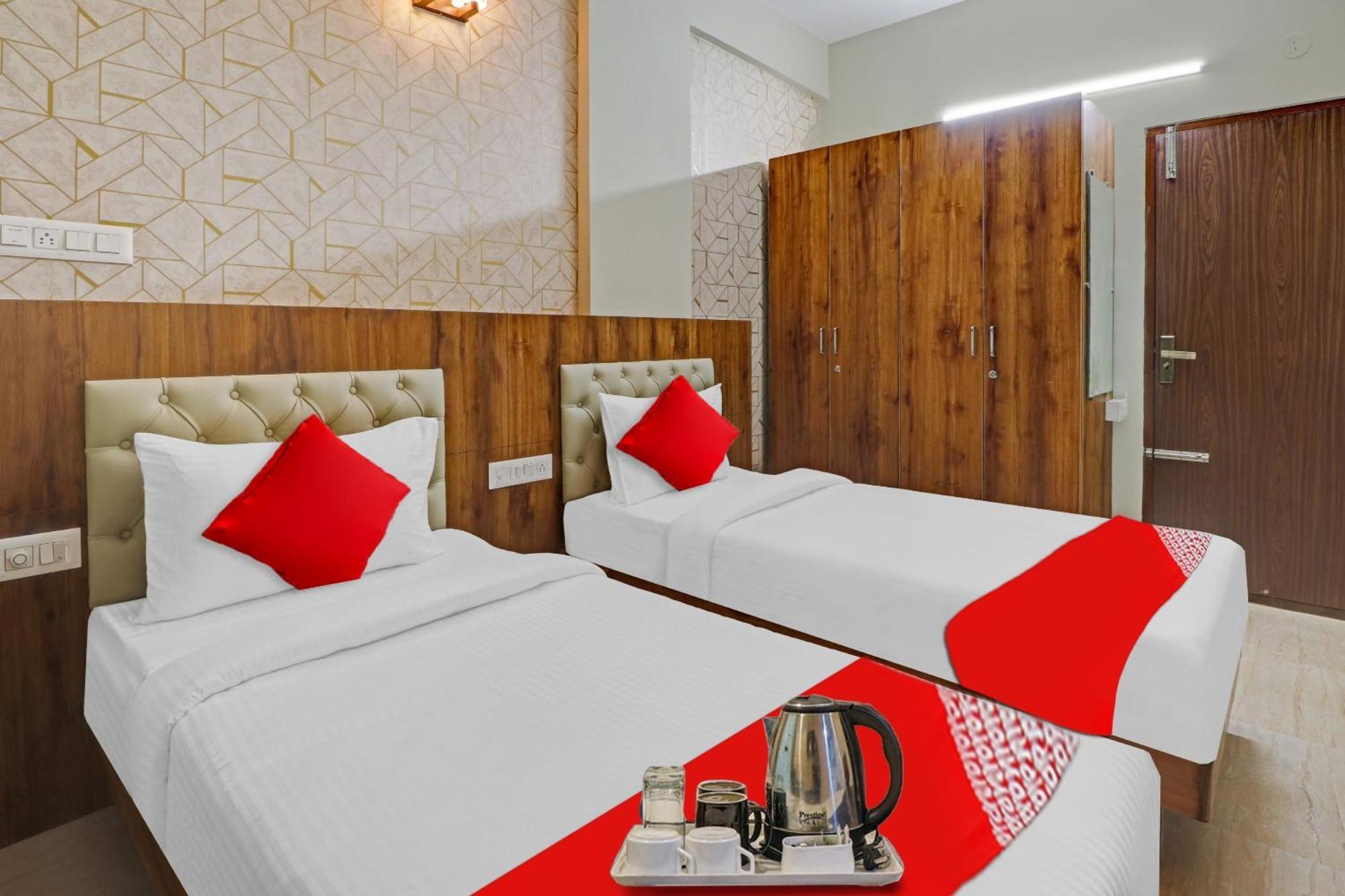 Super Collection O Global Stay Near Kengeri Bus Terminal Metro Station Bangalore Bagian luar foto